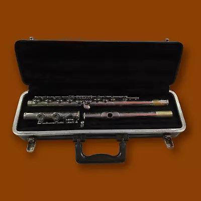 Bundy Selmer Flute W/ Hard Carrying Case - USA Made • $49.99