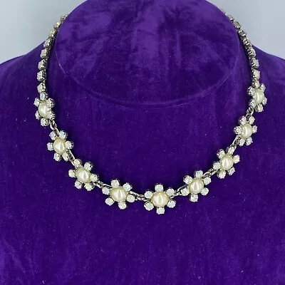 Daisy Chain Necklace Faux Pearl Milky Faux Opal Choker 14.5” • £3