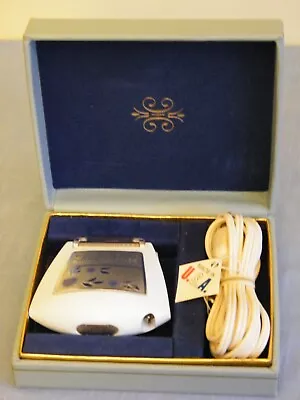 Vintage Lady Schick Blue Floral Electric Razor In Light Blue Case ~ Very Clean • $20