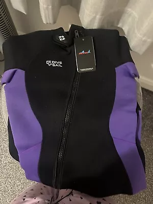 Dive And Sail 3mm Wet Suit Size Medium  In Purple • £15