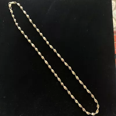 925 Sterling Silver  Vermeil Italy Twisted Herringbone Chain Necklace 18in 6.7g • $14