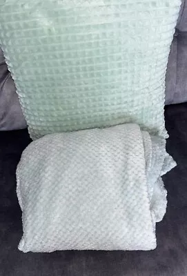 £0.99 • Buy Cushion & Waffle Blanket Warm Fleece Throw Over Bed Travel