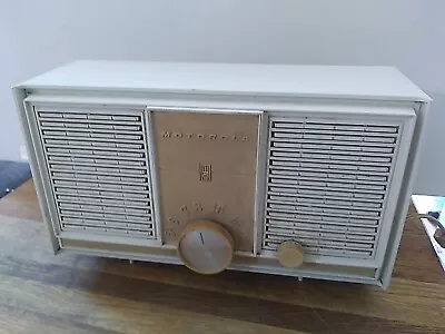 Vintage MOTOROLA Model AT30BH WHITE MCM 1950s AM Tube Radio Tested Works • $40