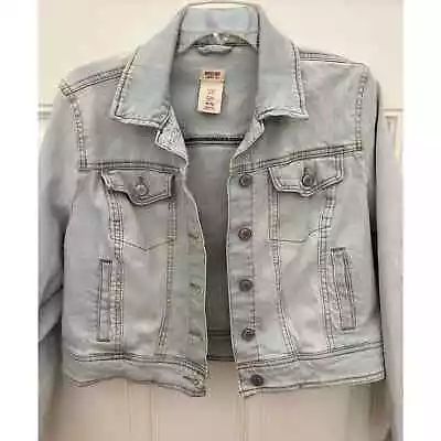 Cropped Denim Jean Jacket Mossimo Supply Co XL Soft Fabric Excellent Condition  • $16