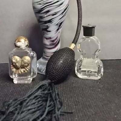 2 Mini Perfume Bottles - Pre-owned • $18.99