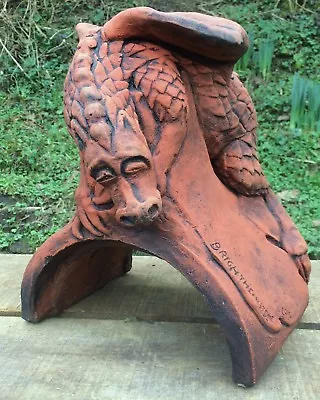 £64.99 • Buy Baby J Dragon Roof Finial Half Round Decorative Stone Ridge Tile Original 28cmH 