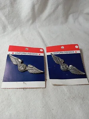 2 Uniform Insignia Pins Wings Military (451) • $11.99