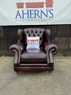 *Antique Oxblood  Leather Chesterfield Wing Back Chair FREE DELIVERY 🚚* • £425