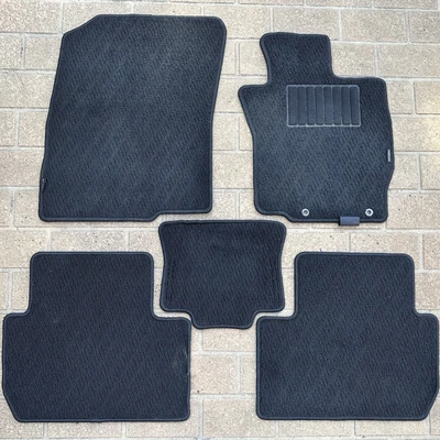 Mitsubishi Outlander Floor Mats (2012-2020) • $79.99