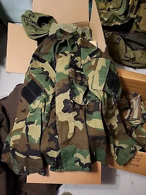 U. S. Army Combat Coat Shirt Woodland Camo BDU Medium Regular  • $12.99
