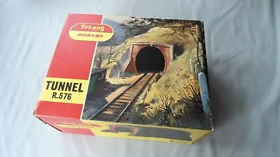 Tri-ang Hornby R576 Single Track Tunnel Oo Gauge Very Good Boxed Oo/ho • £10