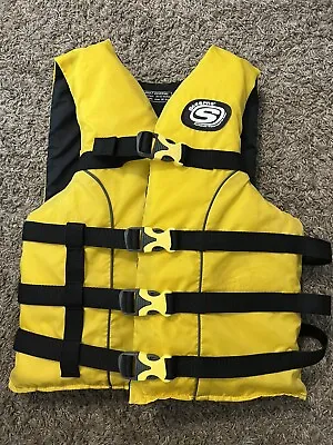 Stearns Classic Series Adult Universal Yellow Life Vest Adult Jacket Over 90 Lbs • $12.97