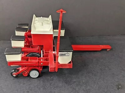 International Harvester IH 4 Row Corn Planter 1:16 Ertl • $59.99