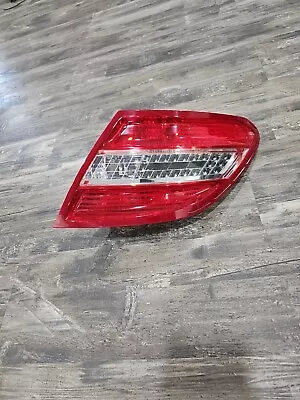 Right LED Tail Light Lamp For Mercedes Benz W204 C300 C350 C63 AMG 2008-2010 • $75