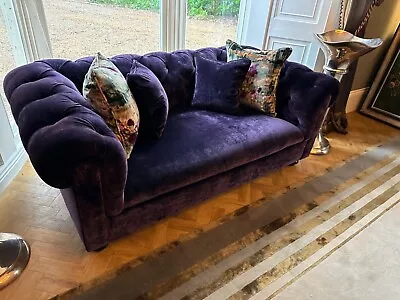 Great Quality Wade Upholstery 2 Seater Purple Velvet Chesterfield Sofa 1 Of 3 • £0.99