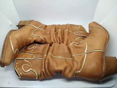 $40 • Buy Na Na Boots Size 9 Leather France Theme Fabric Inside S011