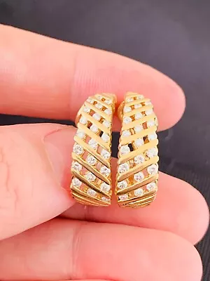 £1250 • Buy 18ct Gold Diamond 1.5ct Cluster Earrings Boxed