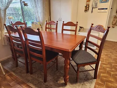 $350 • Buy 7 Piece Dining Set Indoor Timber Stain Colonial Style High Back Upholster Chair
