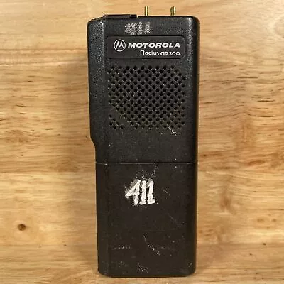 Motorola Radius GP300 P93YPC20D2AA Black Handheld UHF 2-Way Radio Walkie Talkie • $28.89