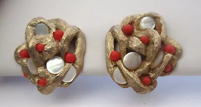 Vintage Coral-Pink Bead/Mother Of Pearl Disc Earrings Sarah Coventry • $2.99