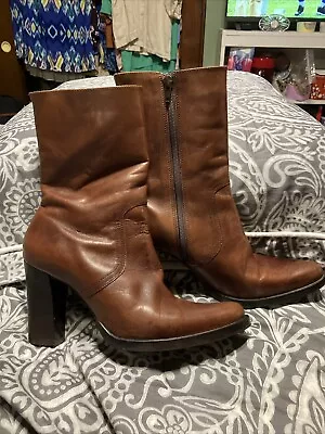 Candies Vintage Brown Leather Zip Boots Size 8 Heel 3.75” • $50