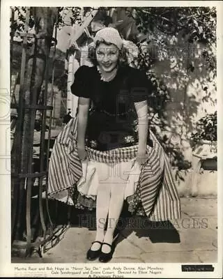 1939 Press Photo Actress Martha Raye In  Never Say Die  Film - Hcp77422 • $10