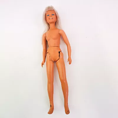 $16.14 • Buy Vintage DUSTY By Kenner 1974 Doll Bendable Legs Rotating Arm And Hips Has Damage