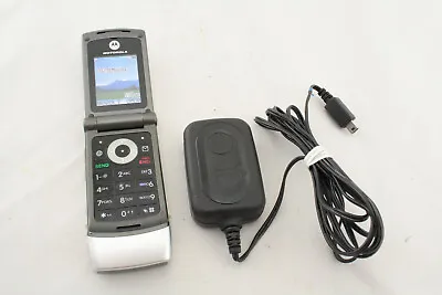 Motorola W376G Prepaid Cell Phone (TracFone/Net10 Branded) • $10