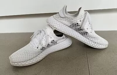 Adidas Deerupt Cloud White With Black Stripe - Women’s US 5.5 / Kids Size US 4 • $45