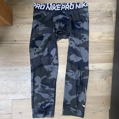 Men’s Nike Pro Base Layer 3/4 Leggings Size M • £0.99