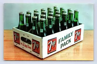 7 Up Family Pack Vintage Soda Bottle Advertising Postcard Lincoln Nebraska 1953 • $12.99