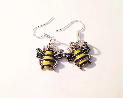 £3.74 • Buy Bumble Bee Insect  Single Sided Charm Drop Dangle Earrings Quirky Rockabilly