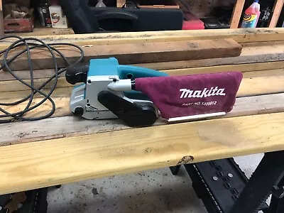 Makita 9903; 3  X 21  Belt Sander • $165