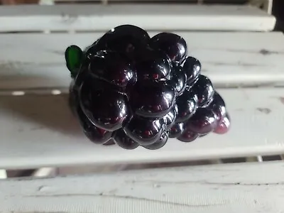 Vintage Glass Purple Grapes Bunch Murano Style Glass Fruit  6 X4.5 X4  Art Glass • $18