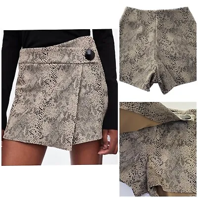 $18.50 • Buy Zara Shorts Skirt Snake Pattern Faux Leather Hidden Zip Slit Xs