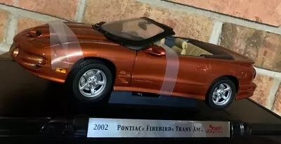 Road Signature 2002 Pontiac Firebird Trans AM  1:18 SCALE • $110.67