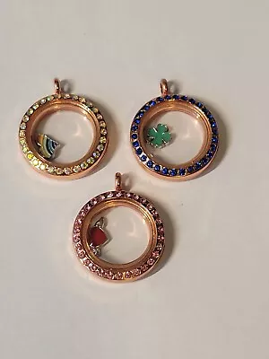 3 Piece Lot Round Living Memory Floating Charm Glass Locket Jewelry 1463 • $2.99