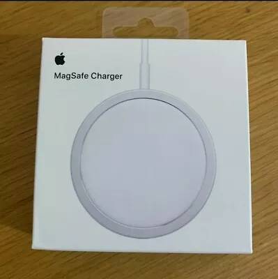 Apple MagSafe Wireless Charger White/Silver IPHONE 12 13 14 15 MAX/PRO (sealed) • £18.99