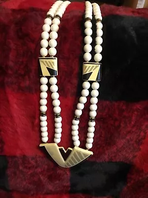 Vintage Rare Bone  Pendant And Bead Links Necklace • $35