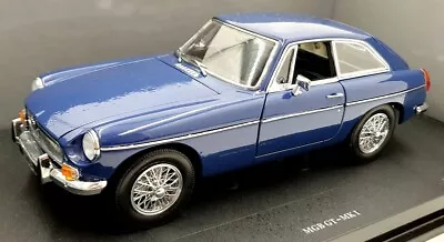 Revell 1/18 Scale Diecast 28508 - MGB GT - Blue • $252.64