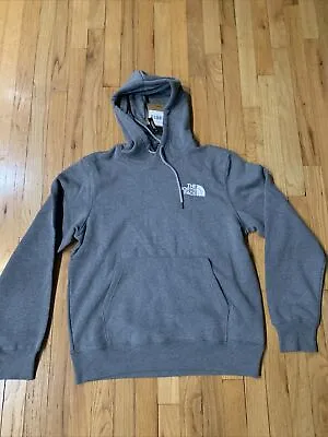 The North Face Men's Box NSE Pullover Hoodie  Grey • $23.70