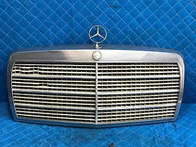 77-85 MERCEDES 300D W123 Front Hood Grille Grill Emblem 1268880023 • $220