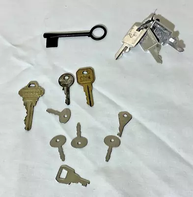 Lot Of Old Keys Vintage Brooklyn Guard Security/Penn Lock/Samsonite 13 Total • $6