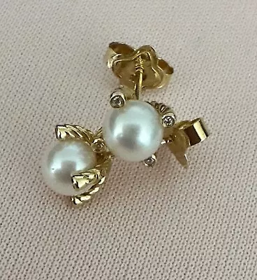 David Yurman 18k Diamond Accented Pearl Earrings • $300