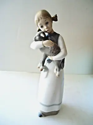 Lladro 1010 Girl With Lamb   Retired 1993 Mint Condition Gloss Finish • $44.99