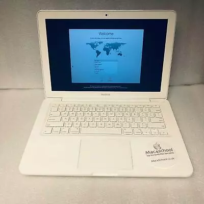 £179.99 • Buy Apple MacBook 13.3in Intel Core 2 Duo 2.4 GHz Laptop -  White Free Delivery 949