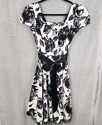 Hearts And Roses Size 8 Rock N Roll Dress 59s 69s Style W Belt BNWT * READ Descr • $49.95