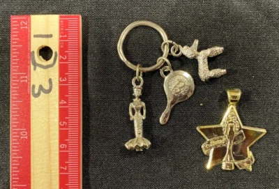 $9.99 • Buy Vintage 1988 Mattel Barbie Metal Charm Keychain Poodle Mirror Barbie NH