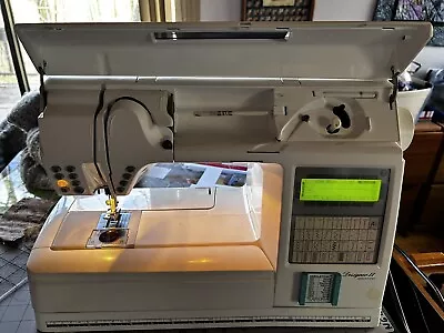 Husqvarna Viking Quilt Designer II 2 Sewing / Embroidery Machine For Parts Only • $300