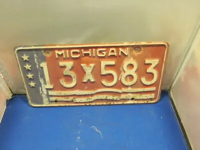 Vintage Michigan Municipal Bicentennial License Plate # 13 X 583 1976   • $9.23